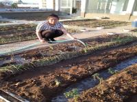 小周老师来浇水